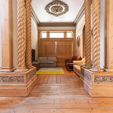Montebello House Apartment Dublin