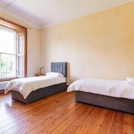 Montebello House Appartement